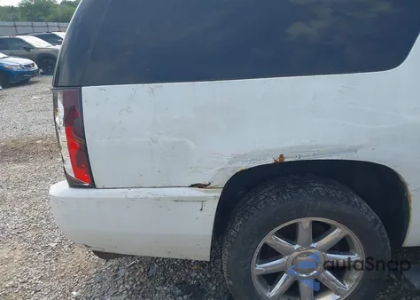 2007 GMC Yukon Xl 1500 Denali из США, поврежденный, VIN 1GKFK668X7J263450